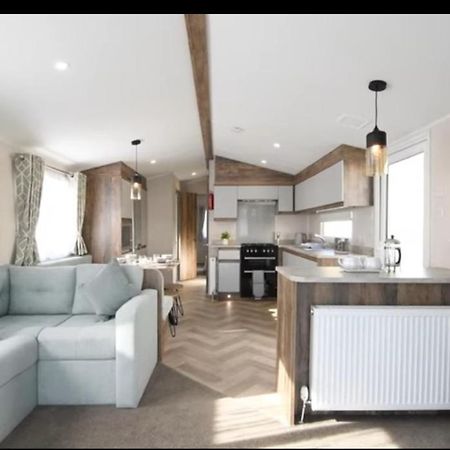 Q8 Ocean Edge Caravan Park Heysham Exterior photo