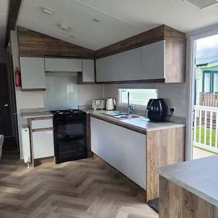 Q8 Ocean Edge Caravan Park Heysham Exterior photo