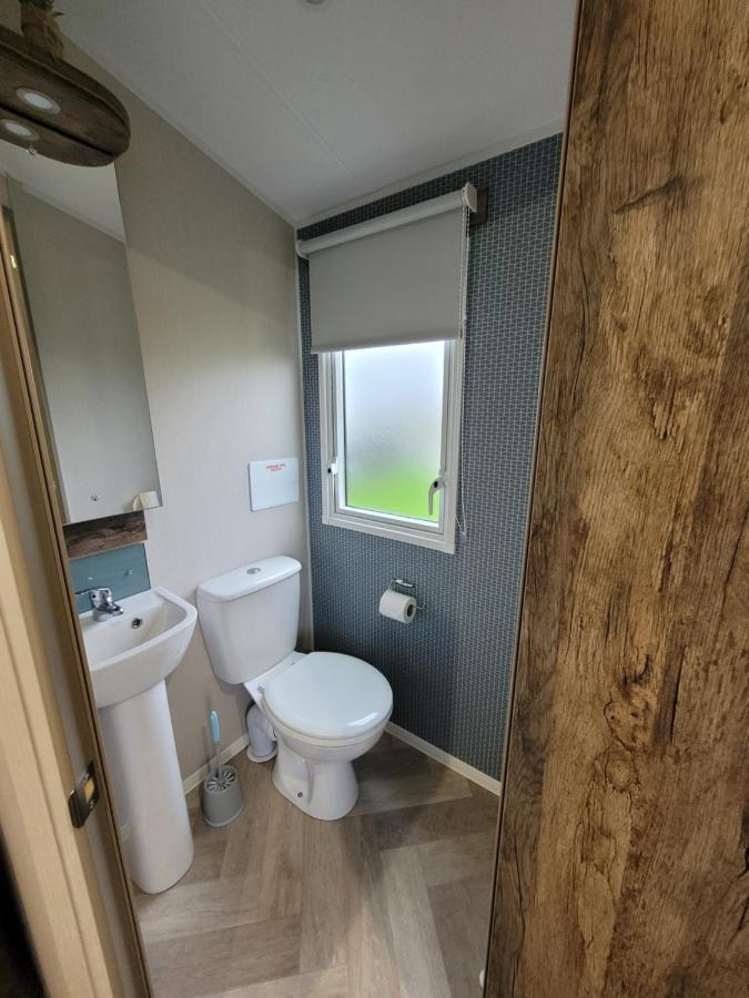 Q8 Ocean Edge Caravan Park Heysham Exterior photo