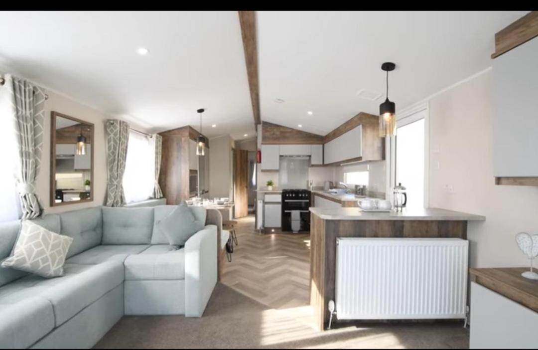 Q8 Ocean Edge Caravan Park Heysham Exterior photo